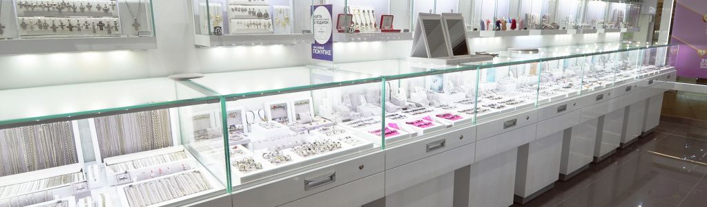 Подсветка витрин ювелирного салона светодиодной лентой фото Подсветка витрин ювелирного салона светодиодной лентой фото